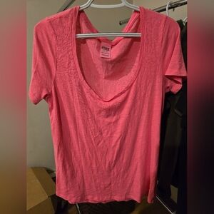 Victoria Secret Pink Women's Scoop Neck T Shirt